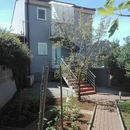 With A Parking Space Selce, Crikvenica - 20642 * סלצה